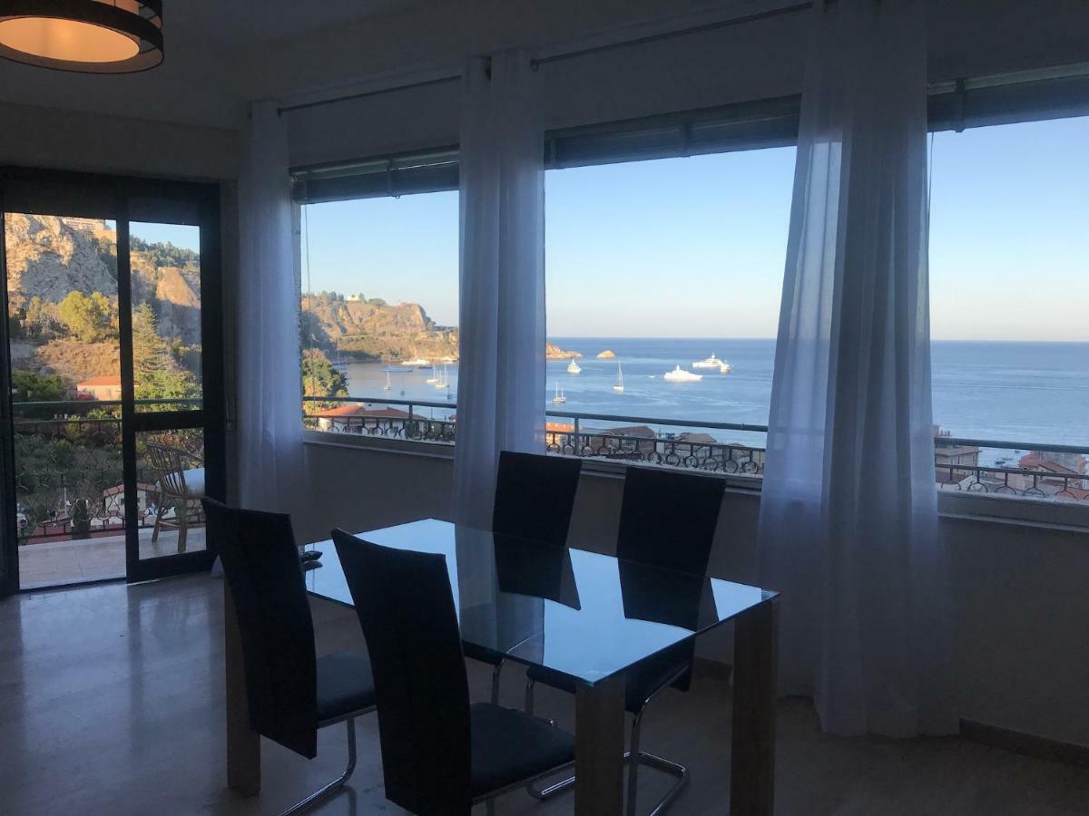 Baia Taormina Apartment Giardini Naxos Exterior photo